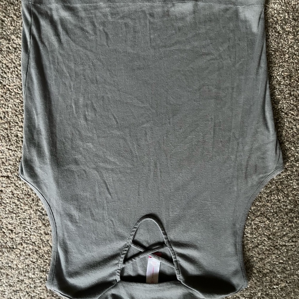 No boundaries high neck tank top.